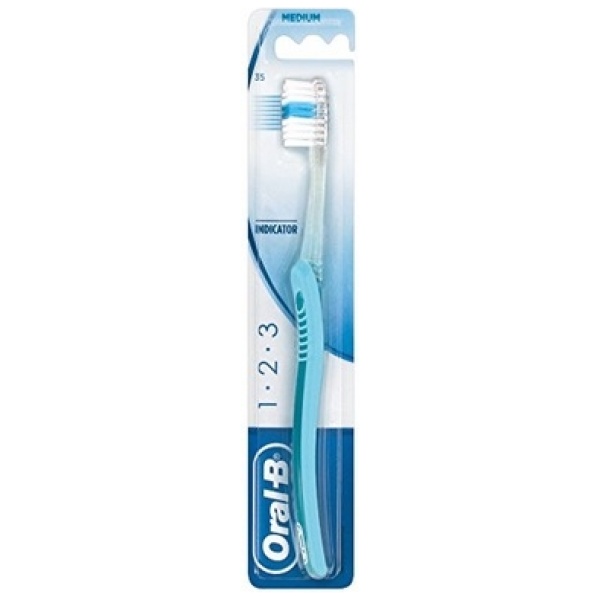 Oral B Indicator 35 Spazzolino